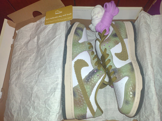 Nike SB Dunk Low Pro QS Alexis Sablone 'Chameleon'